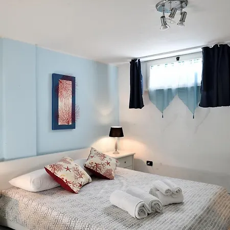 Beach-front Boutique Lido 113 Appartement